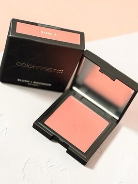 Color Street Bashful Powder Blush